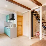 Апартаменты House 