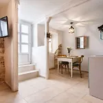 Апартаменты House 