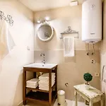 Апартаменты House 